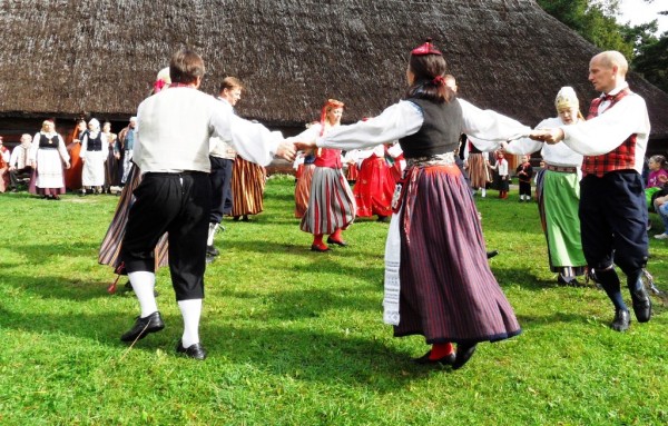 Estonian folk dancing, Estonian Open Air Museum